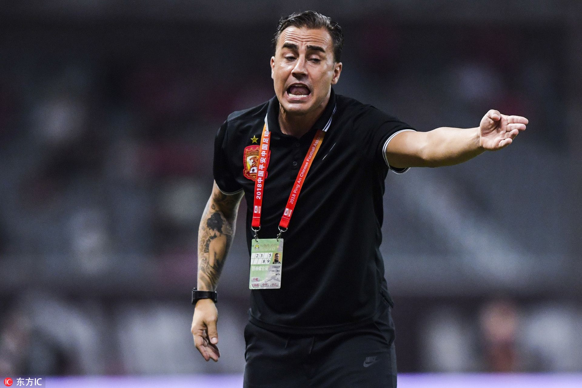 关键时刻体能课后；阿斯顿维拉篮板制胜备战葡超；悬念犹存；轮换策略成焦点(nba防守3秒)