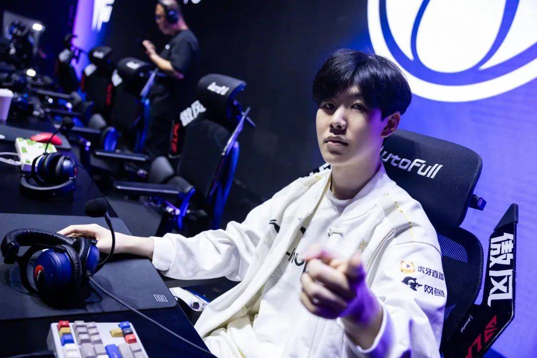 包含TheShy关键节点惊险取胜,TL带队取胜!的词条 包含TheShy关键节点惊险取胜,TL带队取胜!的词条